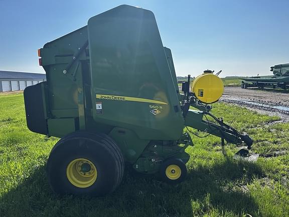 Image of John Deere 560R equipment image 3