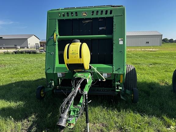 Image of John Deere 560R equipment image 1
