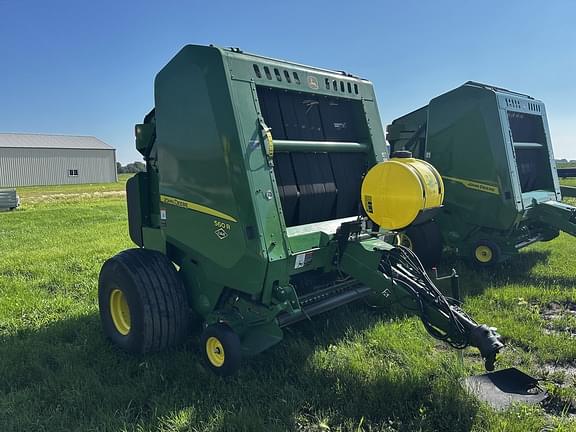Image of John Deere 560R equipment image 2