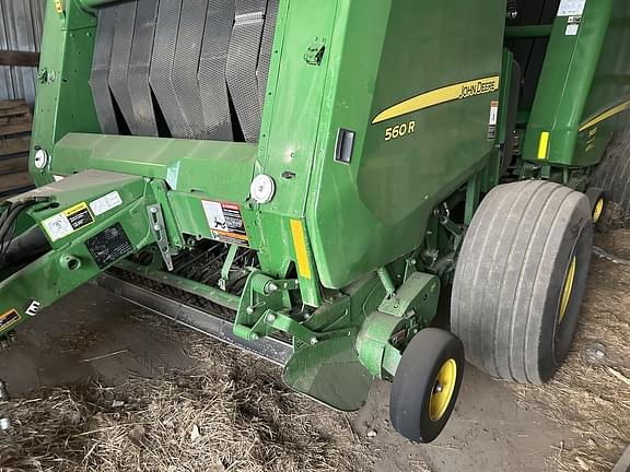 Image of John Deere 560R equipment image 1