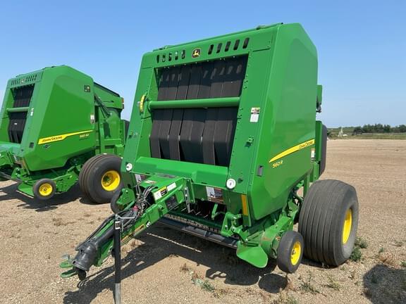 Image of John Deere 560R Primary image