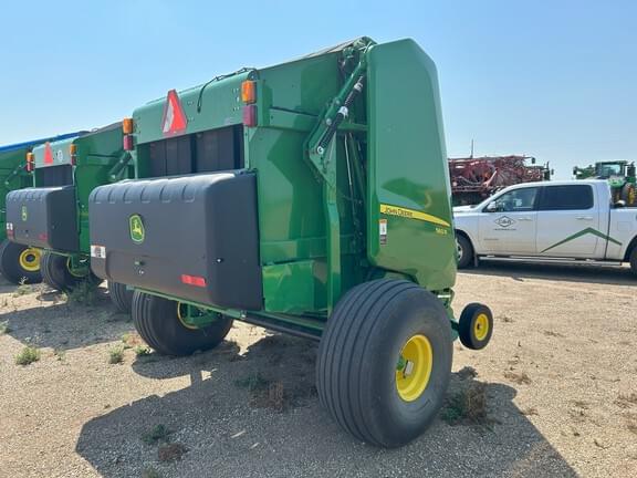 Image of John Deere 560R equipment image 3