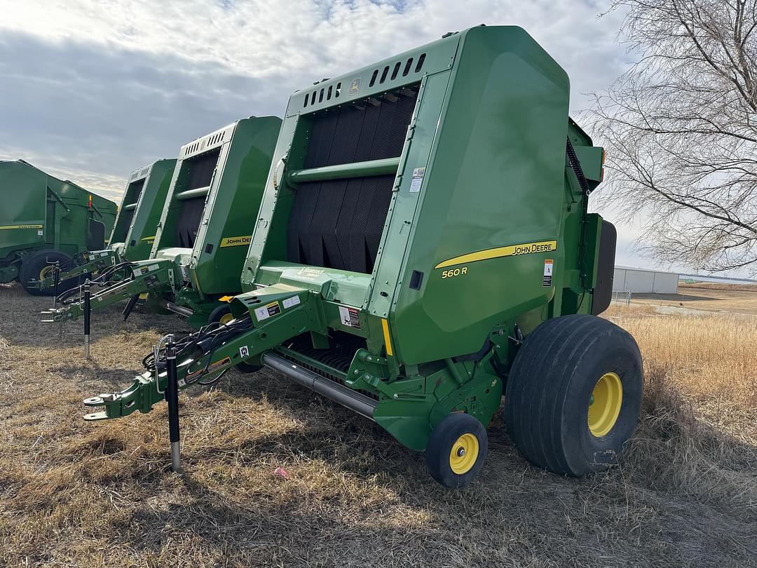 Image of John Deere 560R Primary image