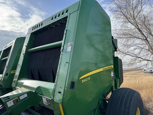 Image of John Deere 560R equipment image 2