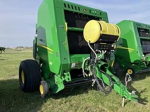 Main image John Deere 560R 1