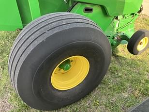 Main image John Deere 560R 22