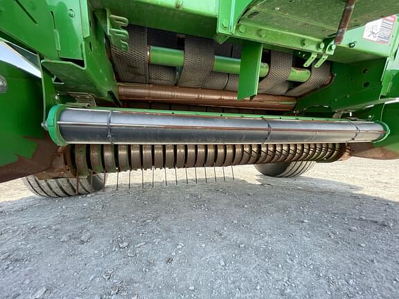 Main image John Deere 560R 15
