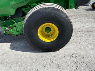 Main image John Deere 560R 18