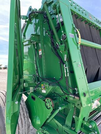 Thumbnail image John Deere 560R 9