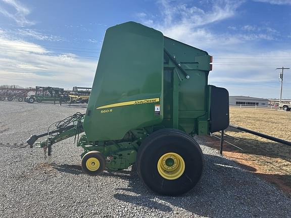 Image of John Deere 560R equipment image 1