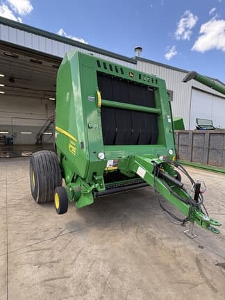 Image of John Deere 560R Primary image