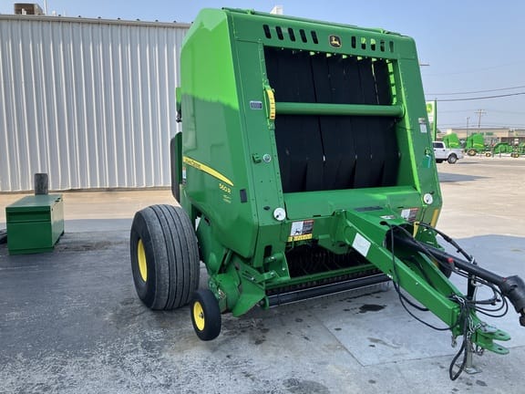 Main image John Deere 560R