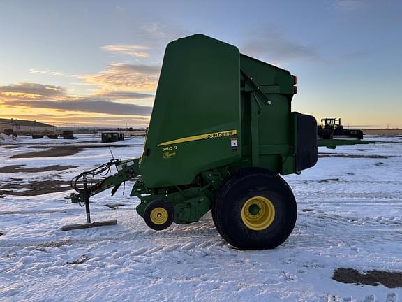 Image of John Deere 560R equipment image 3