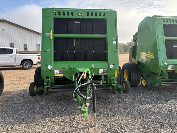 Image of John Deere 560R equipment image 2