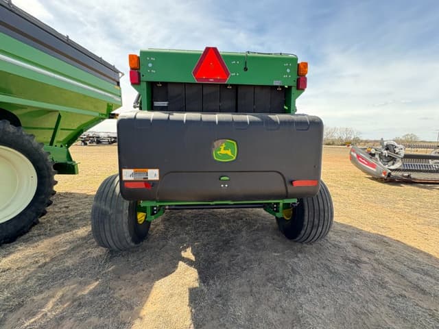 Image of John Deere 560R equipment image 2