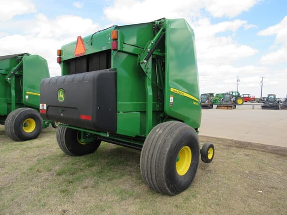 Image of John Deere 560R equipment image 4
