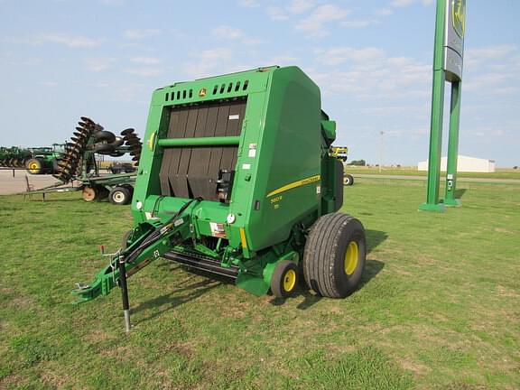 Image of John Deere 560R equipment image 1