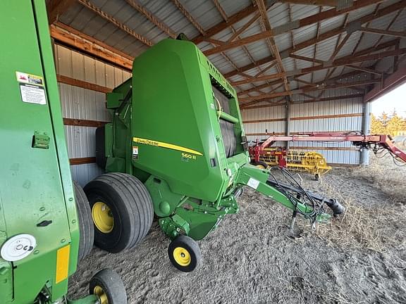 Image of John Deere 560R equipment image 1