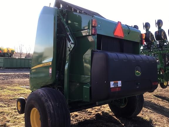 Image of John Deere 560R equipment image 3