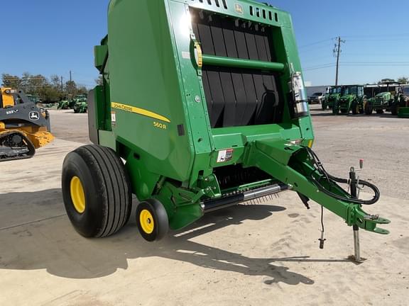 Image of John Deere 560R equipment image 4