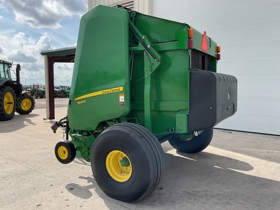 Image of John Deere 560R equipment image 4