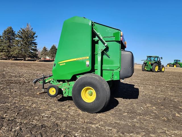 Image of John Deere 560R equipment image 4