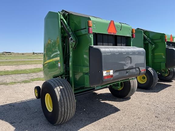 Image of John Deere 560R equipment image 3