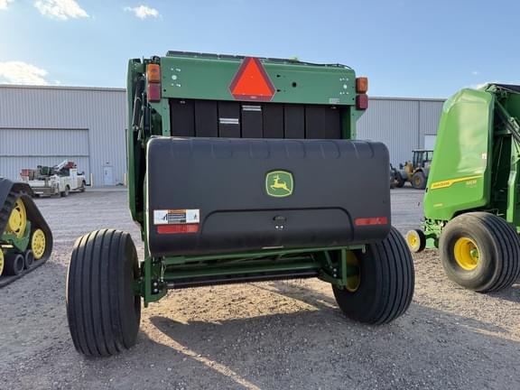 Image of John Deere 560R equipment image 4