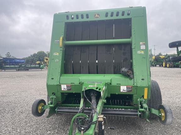 Image of John Deere 560R equipment image 1