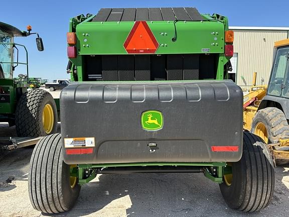 Image of John Deere 560R equipment image 3