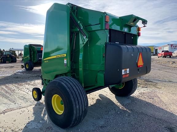 Image of John Deere 560R equipment image 3