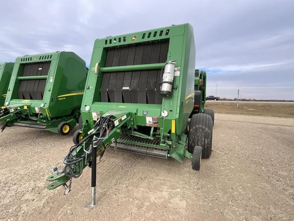 Image of John Deere 560R equipment image 1