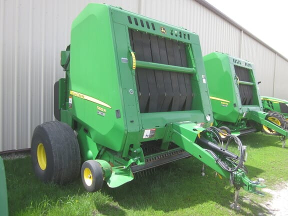 Main image John Deere 560R