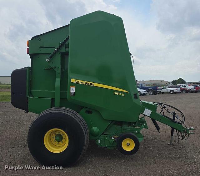 Image of John Deere 560R equipment image 3