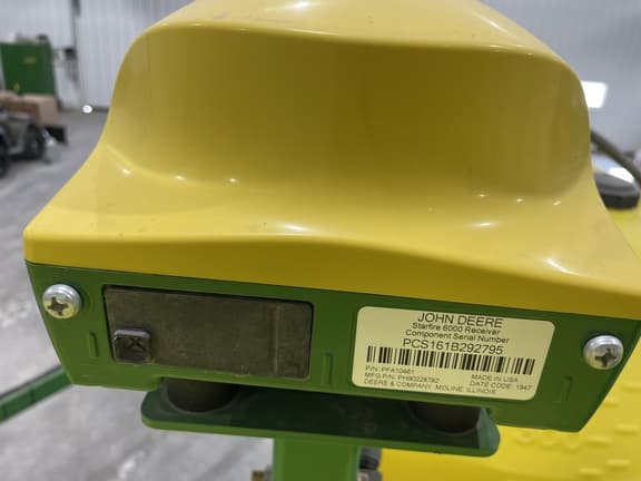 Image of John Deere StarFire 6000 Image 1