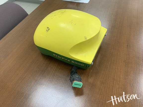 Image of John Deere StarFire 6000 Primary image