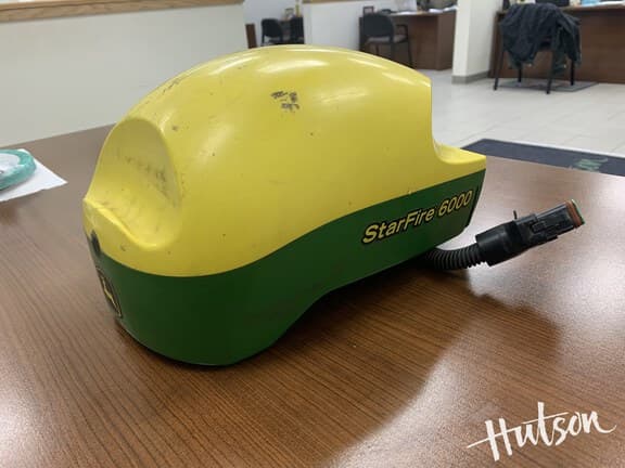 Image of John Deere StarFire 6000 equipment image 3