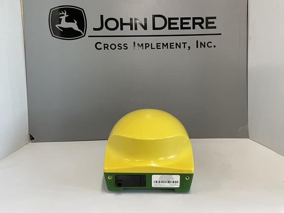 Image of John Deere StarFire 6000 equipment image 4