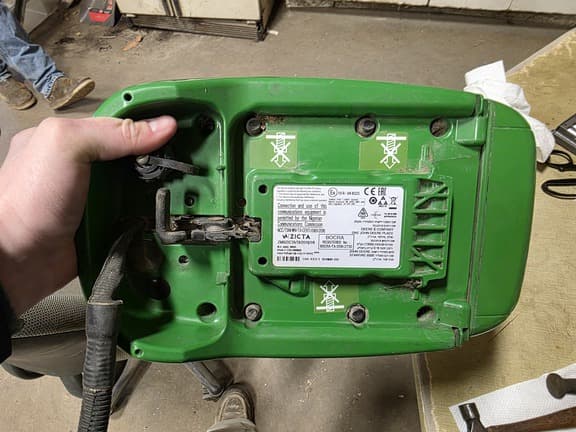 Image of John Deere StarFire 6000 equipment image 3