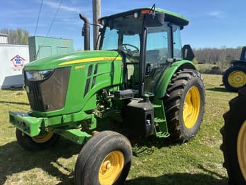 Main image John Deere 6105E