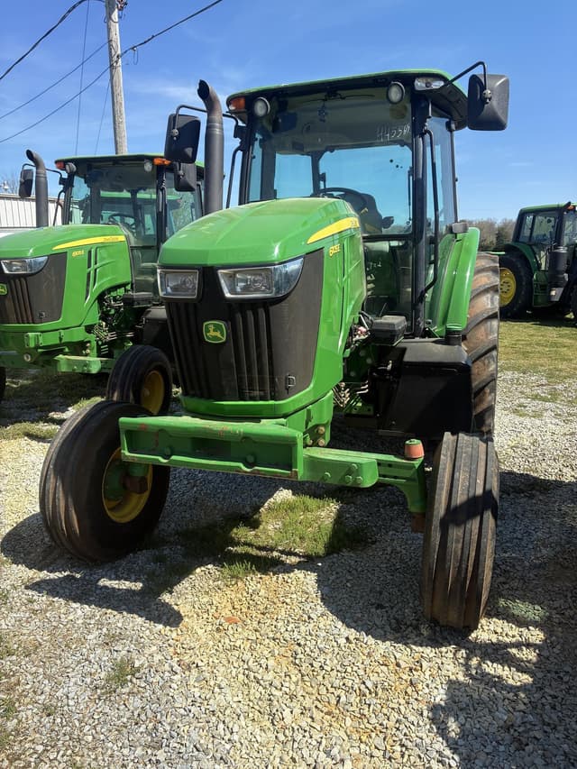 Image of John Deere 6105E equipment image 1