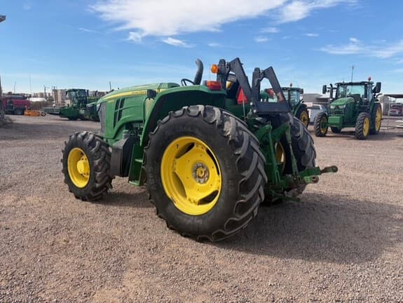 Image of John Deere 6105E equipment image 2