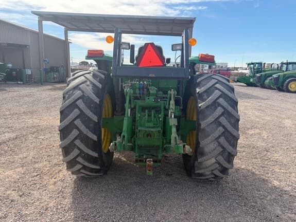 Image of John Deere 6105E equipment image 3