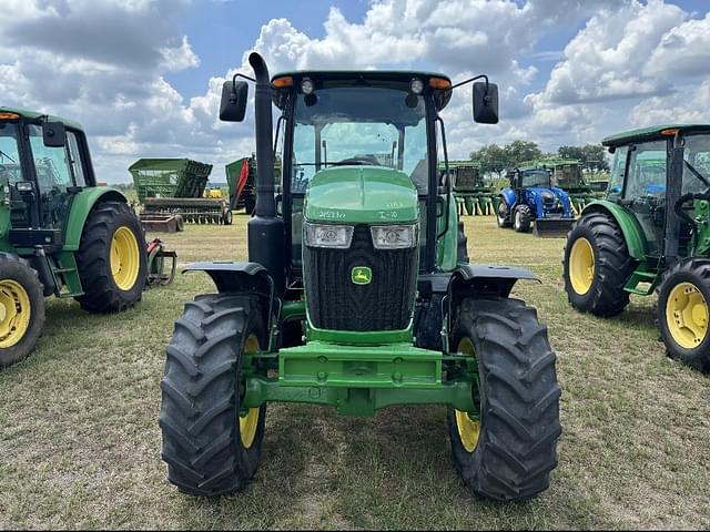 Image of John Deere 6105E equipment image 2