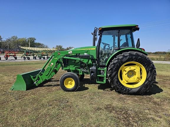 Image of John Deere 6105E equipment image 2