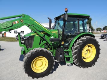 Main image John Deere 6105E