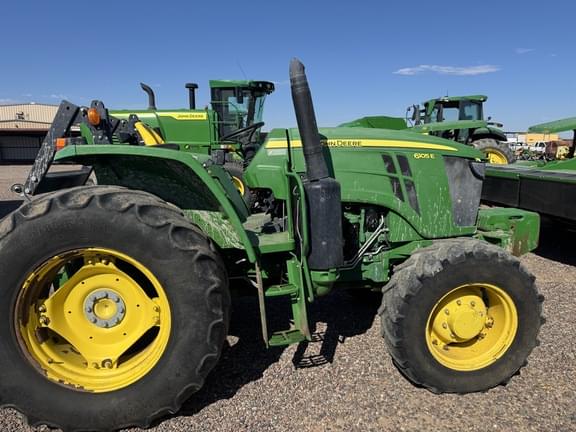 Image of John Deere 6105E equipment image 4