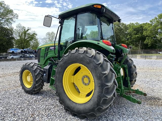Image of John Deere 6105E equipment image 1
