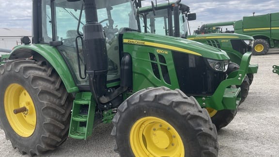 2020 John Deere 6110M Equipment Image0