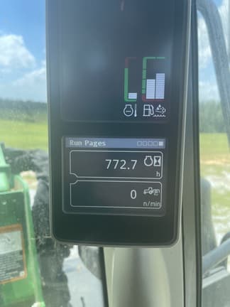 Image of John Deere 6110M equipment image 4